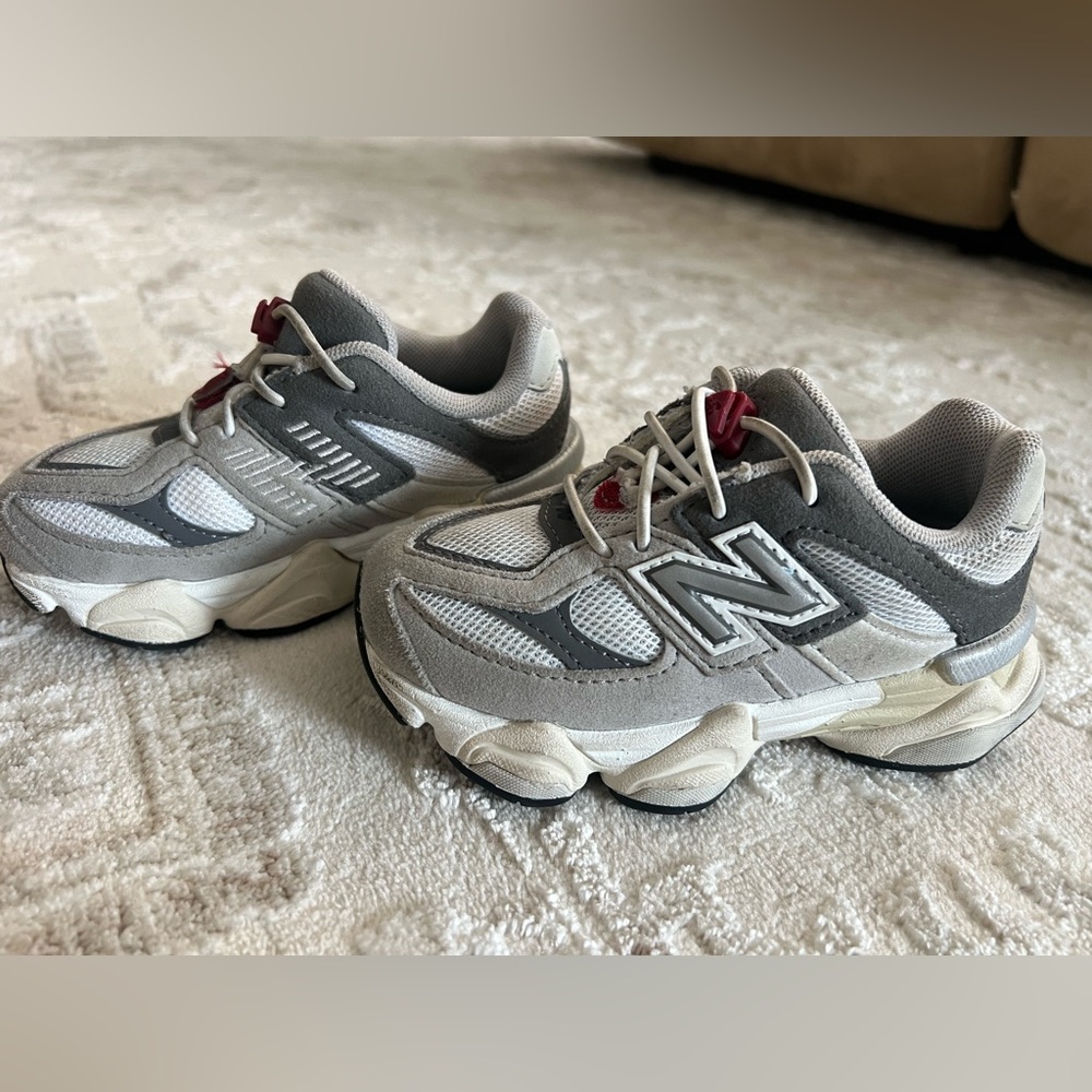 New balance 9060